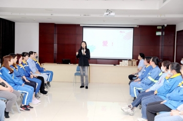 以爱为线，以懂为梁 | 6686体育入口开展“与青春期孩子的沟通——懂是爱的前提”互动沙龙活动