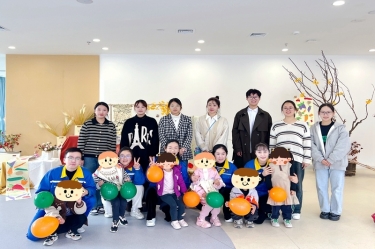 以一份温暖 换一身星光——6686体育入口团委与曹桥行知幼儿园开展爱心结对活动